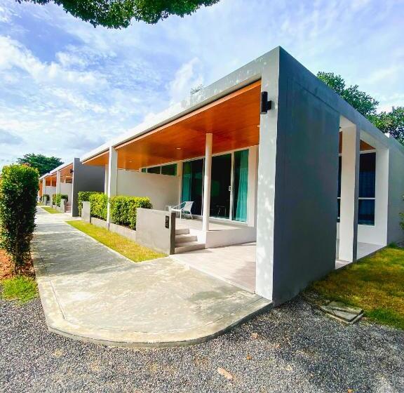 בית מלון כפרי Arenice Boutique