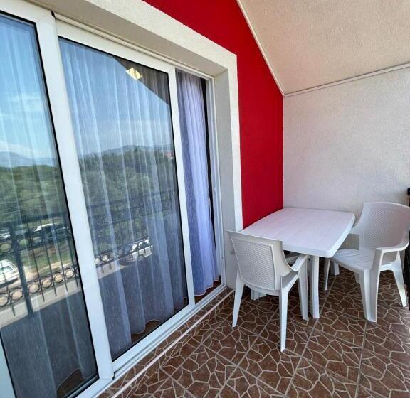 Krašići Apartmani Bozic