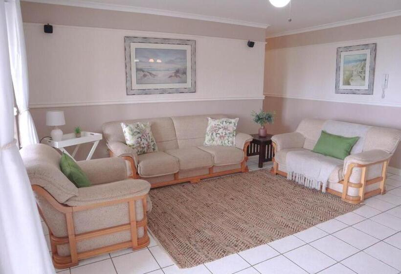 Ocean Heights Coastal Haven & Inverter