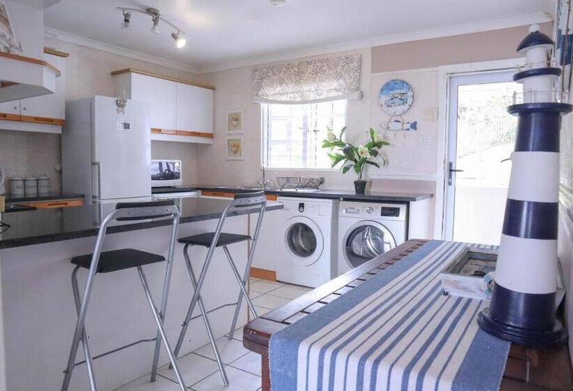 Ocean Heights Coastal Haven & Inverter