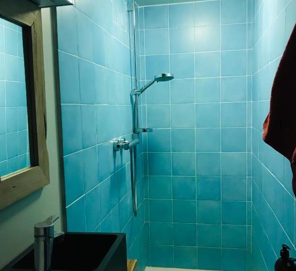 פנסיון Panacée Guesthouses