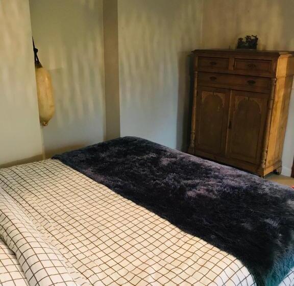 פנסיון Panacée Guesthouses