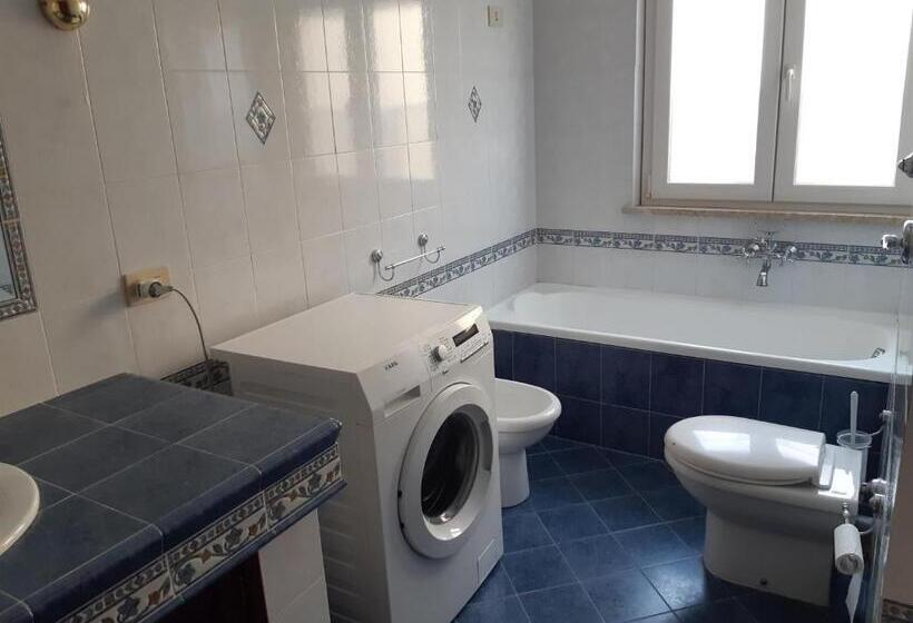 Suite Fronte Spiaggia 50m Dalla Spiaggia