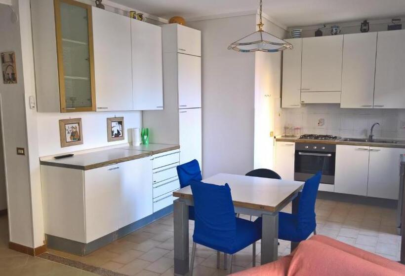 Suite Fronte Spiaggia 50m Dalla Spiaggia