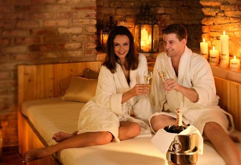 Zámek Wichterle Hotel A Pivní Lázně