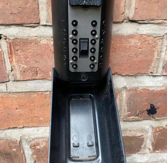 Boutique Chapel Apartment Within City Walls