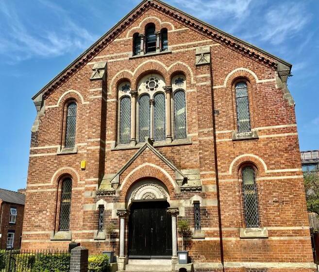 Boutique Chapel Apartment Within City Walls