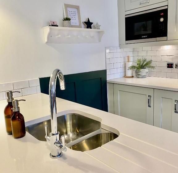 Boutique Chapel Apartment Within City Walls