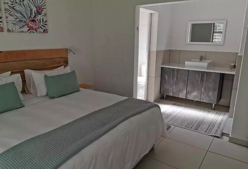 Gemsbok Place