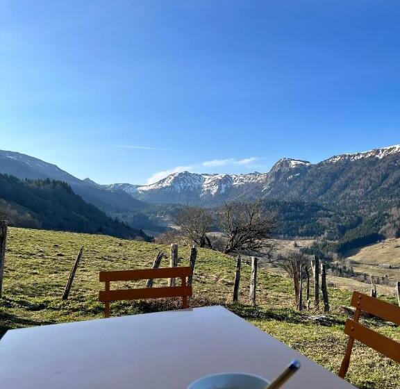 L Impradine, Grand Gîte Vue Et Nature Splendides
