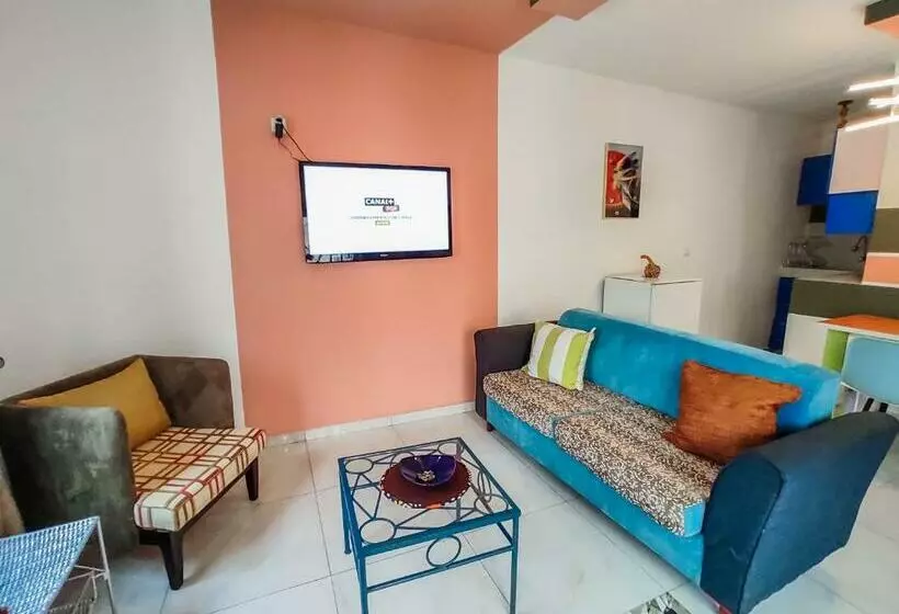 Mooksquare   Dn Spot