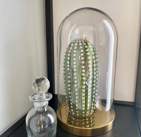 Proche Centre Ville, Gîte 4 étoiles Avec Piscine