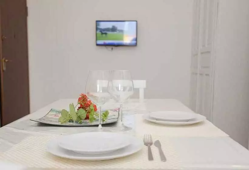 Welcomely   Villa Paola B