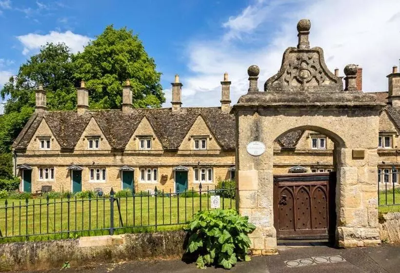 Windsor Cottage   Bolthole In The Heart Of Cn!