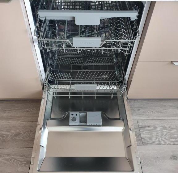 2 Bedrooms Apartment In City Center šiauliai