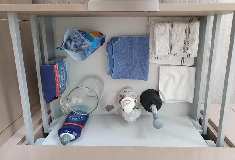 2 Bedrooms Apartment In City Center šiauliai