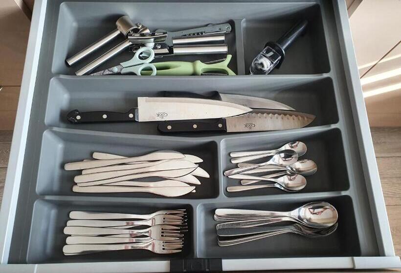 2 Bedrooms Apartment In City Center šiauliai