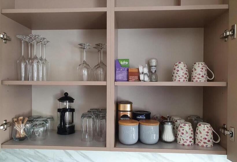 2 Bedrooms Apartment In City Center šiauliai