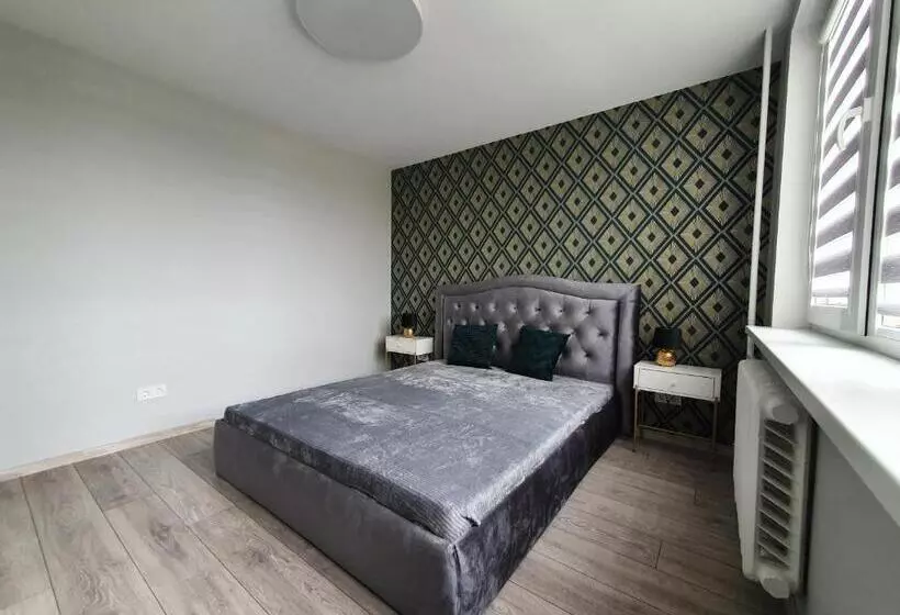 2 Bedrooms Apartment In City Center šiauliai