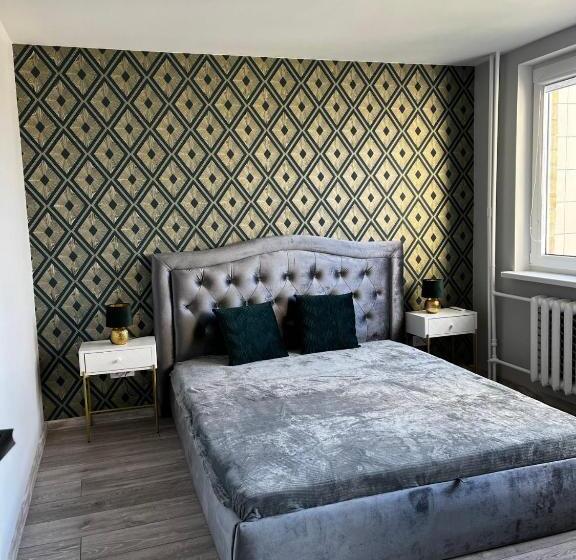 2 Bedrooms Apartment In City Center šiauliai