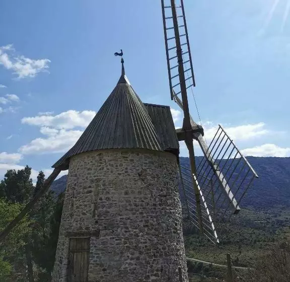 Aamiaismajoitus (B&B) Chambre D Hôtes Les Trois Chemins