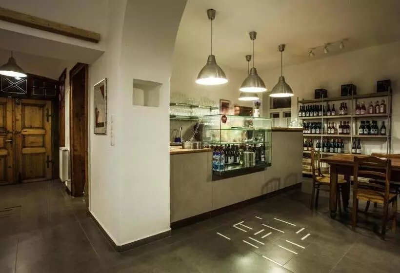 ベッドアンドブレックファースト Mi A Kő Vendégház