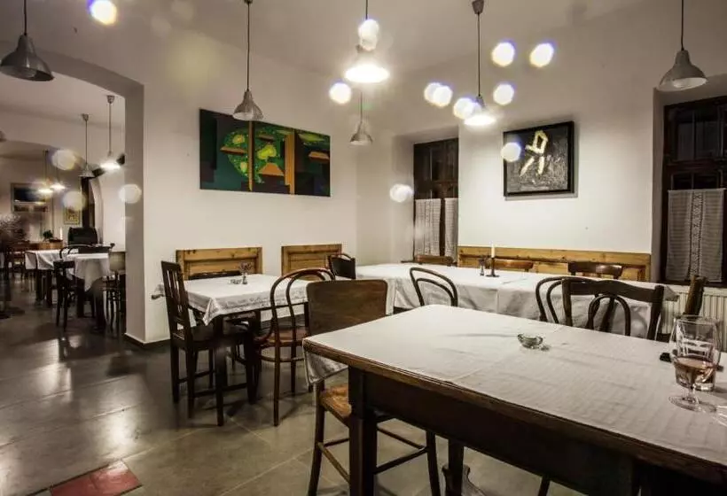 ベッドアンドブレックファースト Mi A Kő Vendégház