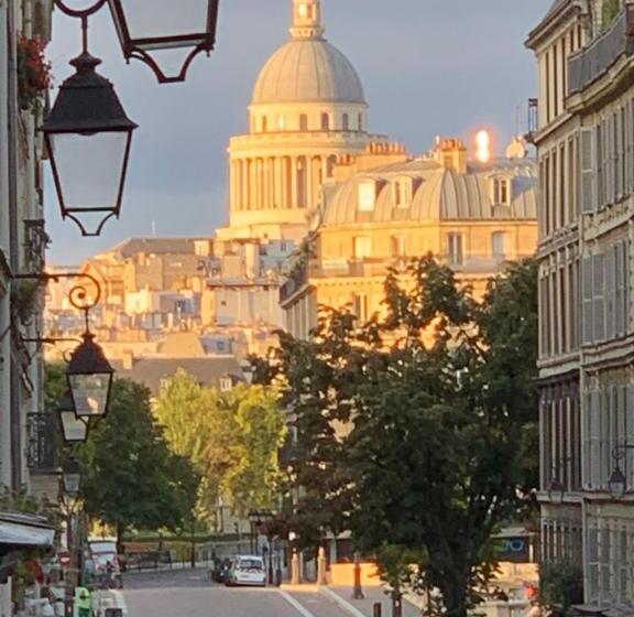 ベッドアンドブレックファースト Paris Rivoli Notre Dame Chambre D Hôtes Studio Private