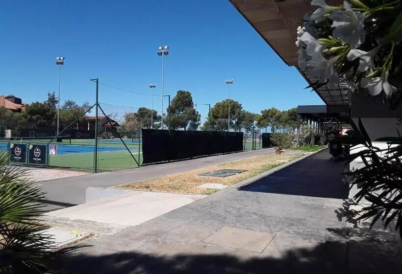 Fontana Apartments