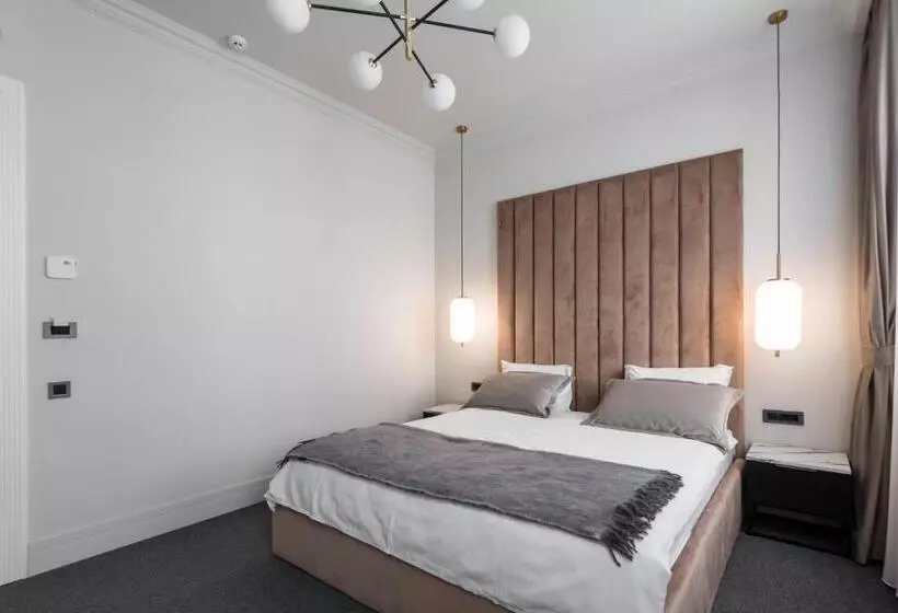 Highline Downtown Aparthotel Oldtown Unirii Square