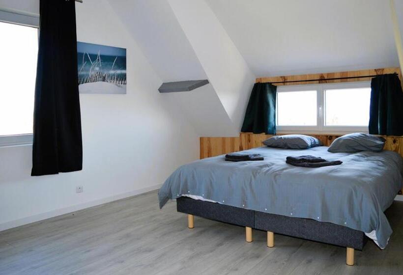 La Maison Penchée, Avec Jardin à 50m De La Plage