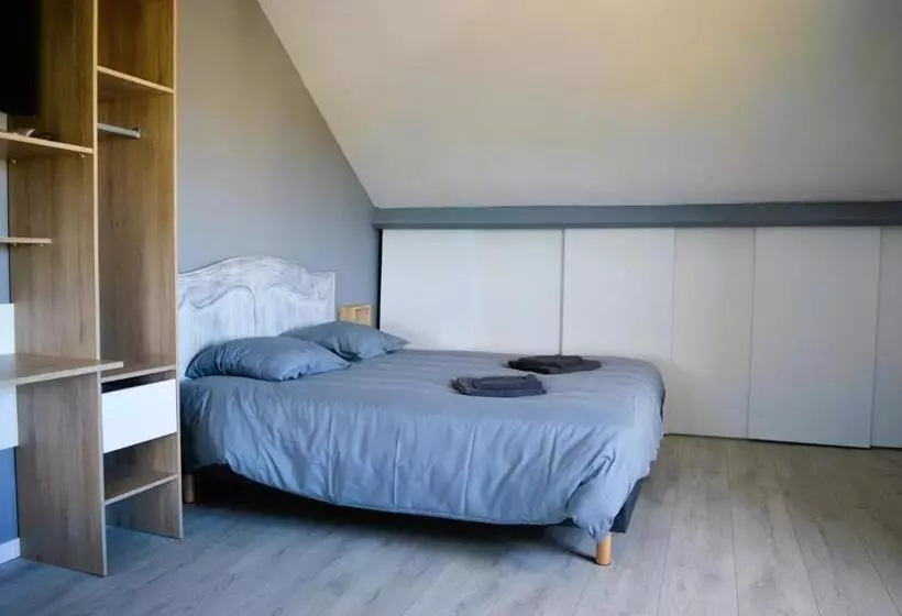 La Maison Penchée, Avec Jardin à 50m De La Plage