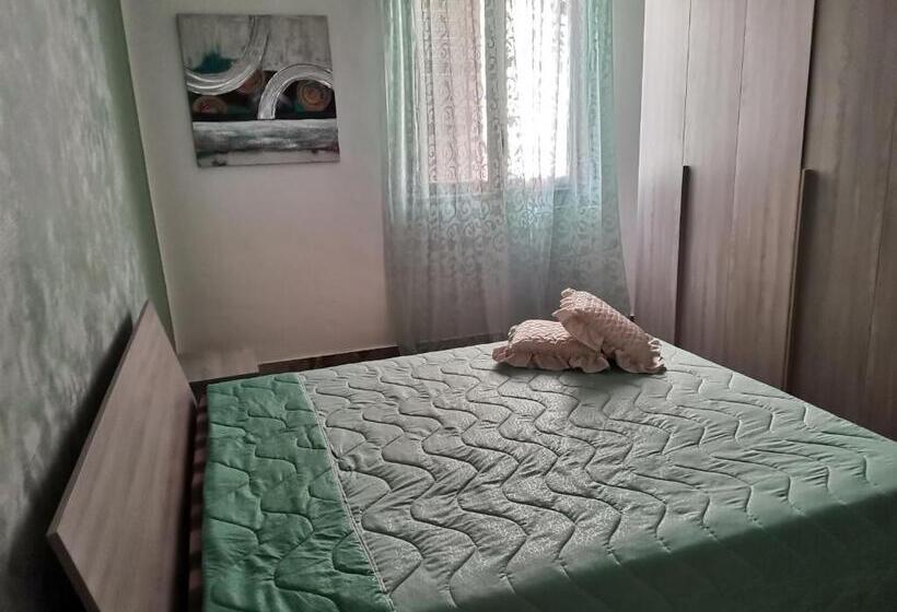 La Vie Est Belle Apartments Sicily