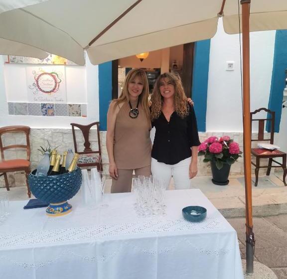 La Vie Est Belle Apartments Sicily