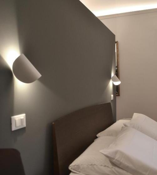 פנסיון Da Domè Charm Rooms