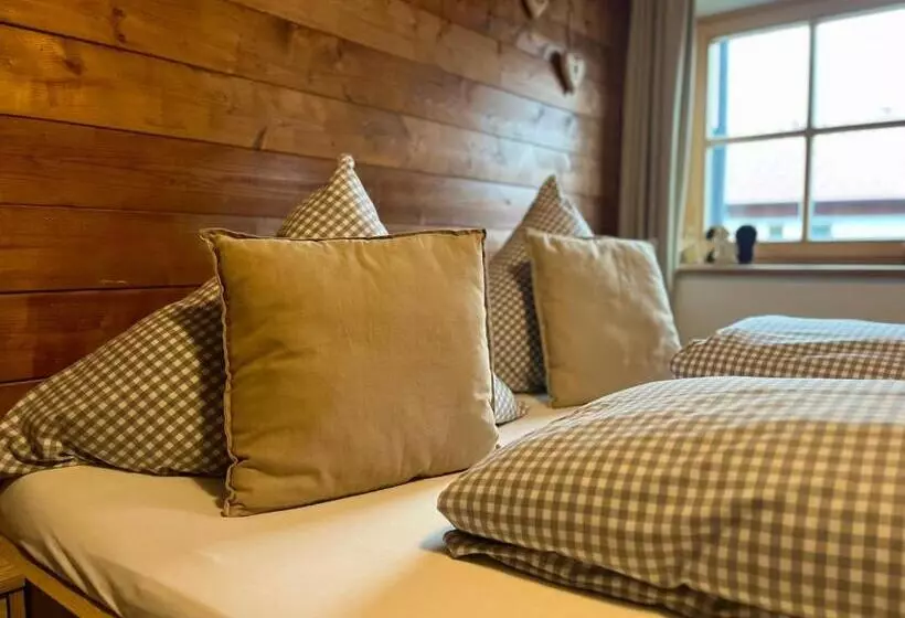 Majatalo Haus Tirol Ehrwald