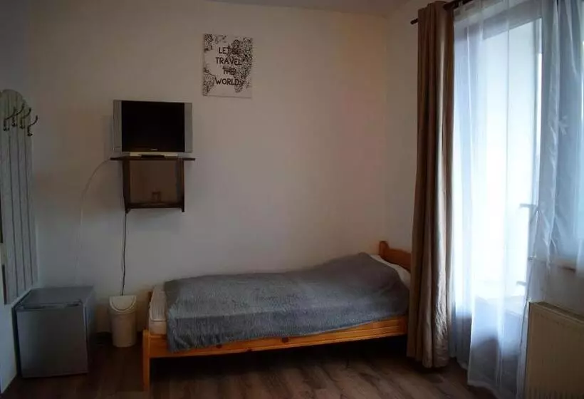 ペンション Két Diófa Vendégház