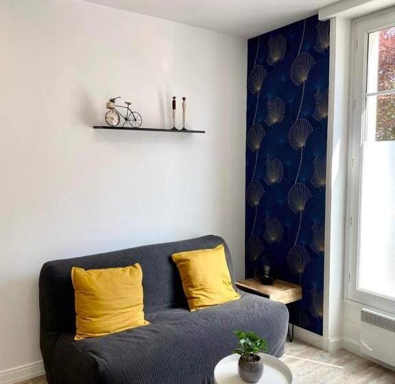 Superbe Studio Proche Du Centre Ville De Reims