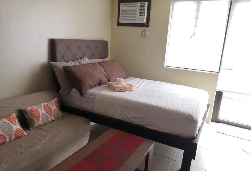 Tagaytay Serin By Bea And Rm