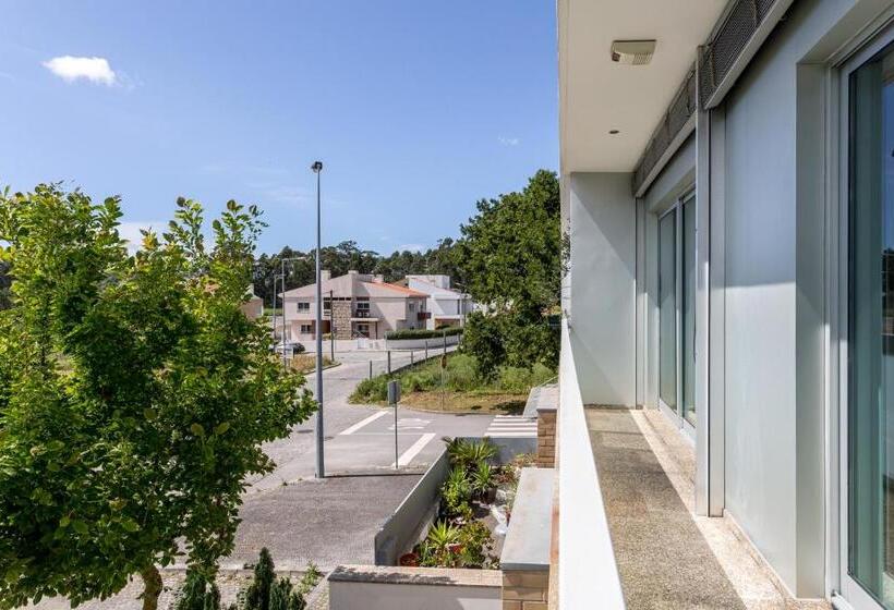 Joivy Sleek House Balcony & 2 Terraces In Porto