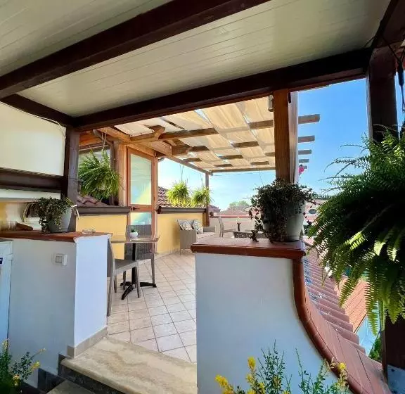 B&b A Casa Di Vittoria   Guest House