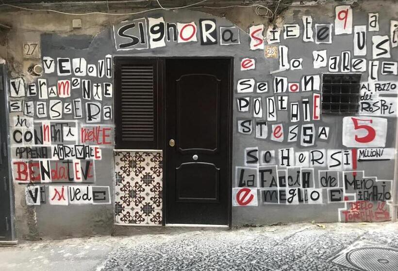 B&b Ruffo Nel Cuore Di Napoli
