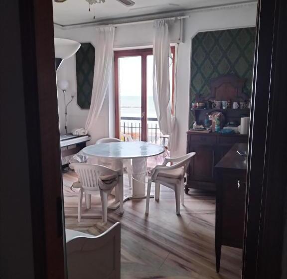 مبيت وإفطار La Mouette