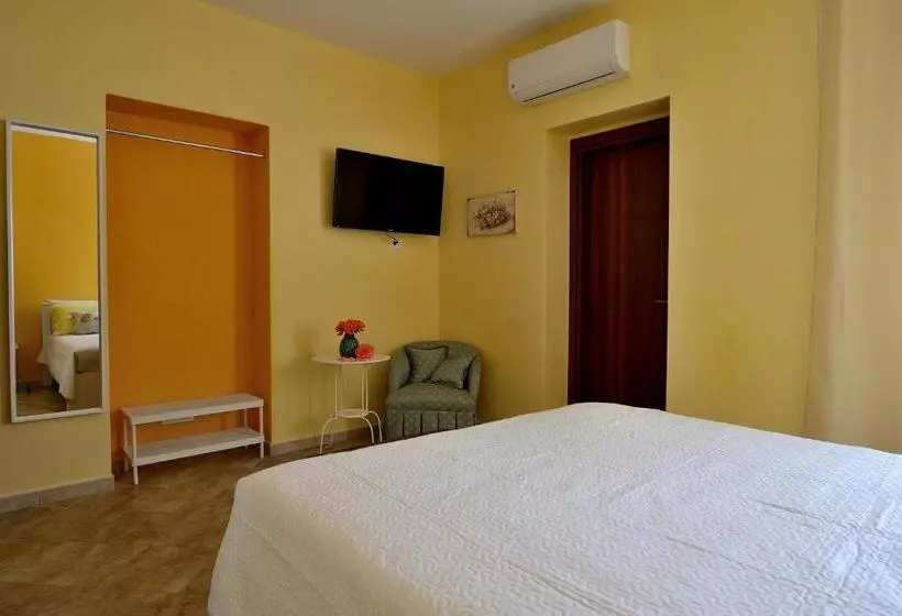 Aamiaismajoitus (B&B) Lumie Di Sicilia