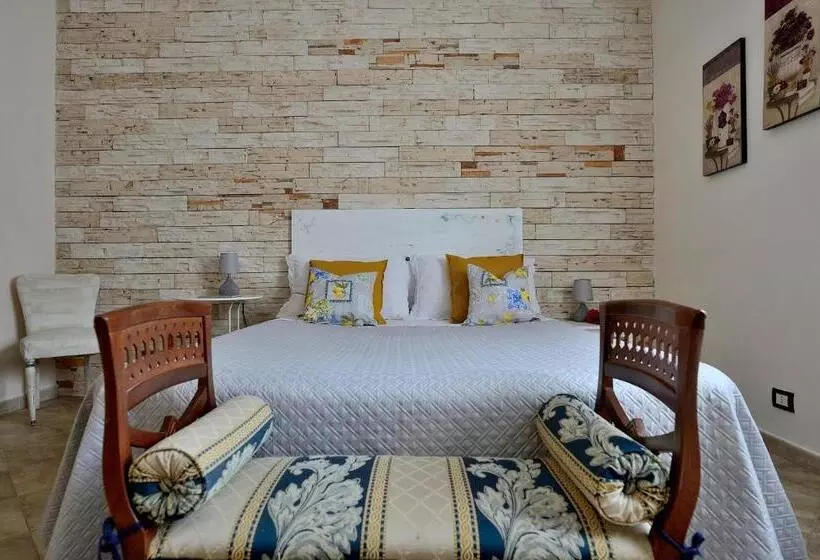 Aamiaismajoitus (B&B) Lumie Di Sicilia