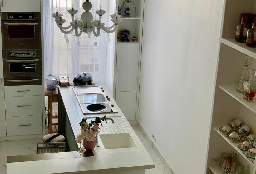 住宿加早餐  Tang Home Bordeaux Hyper Centre