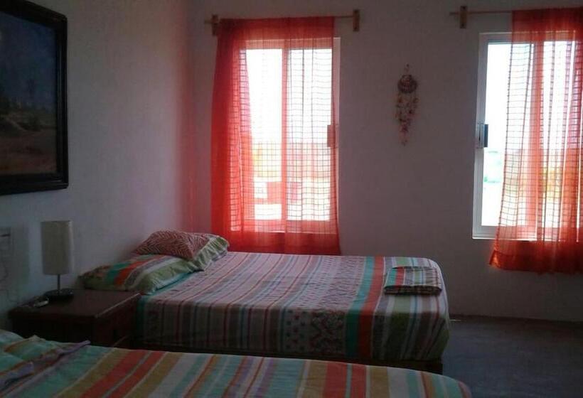 Отель Casa Colibrí Agua Blanca