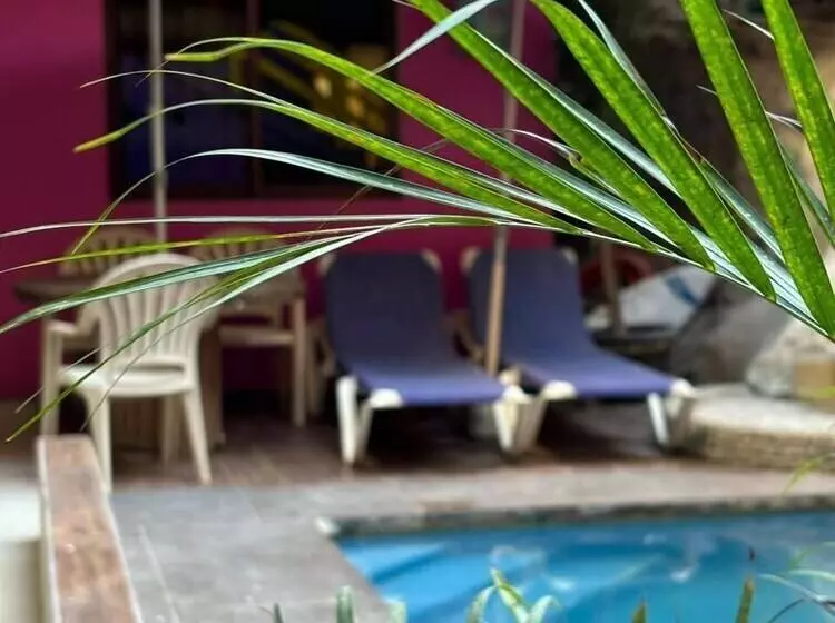 هتل Playa Sayulita
