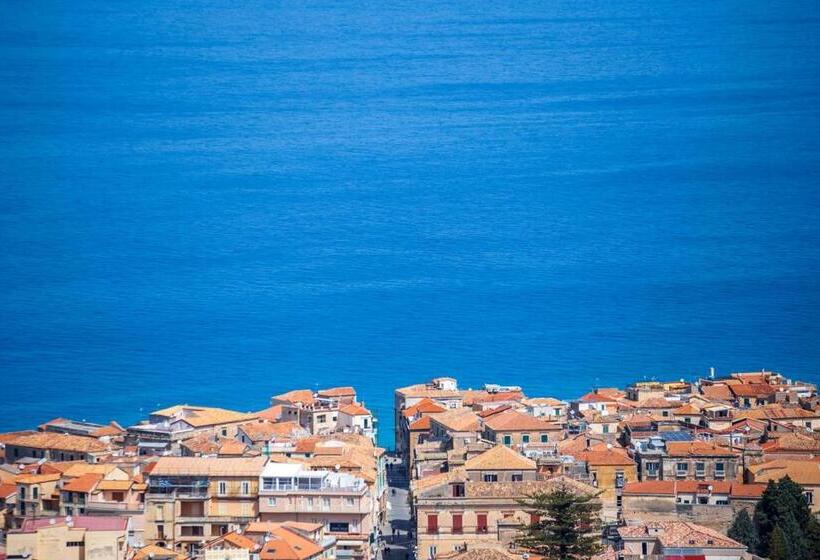 ペンション Rooms Dream Tropea