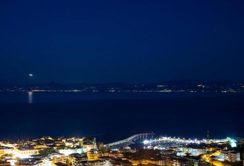 ペンション Rooms Dream Tropea